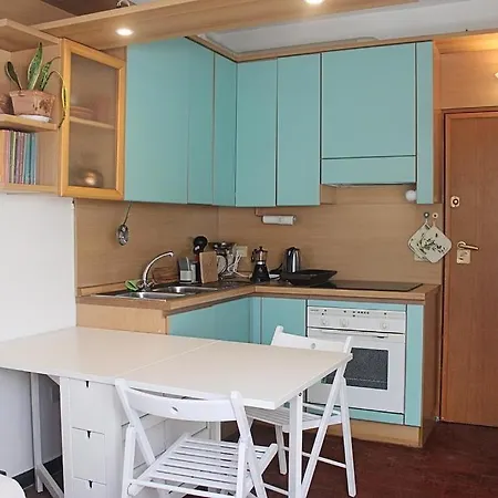 A Due Passi Dalla Spiaggia Del Surf Apartament *